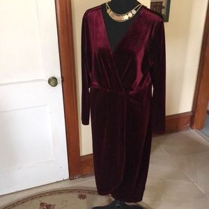 Velvety soft wine colored over the head dress